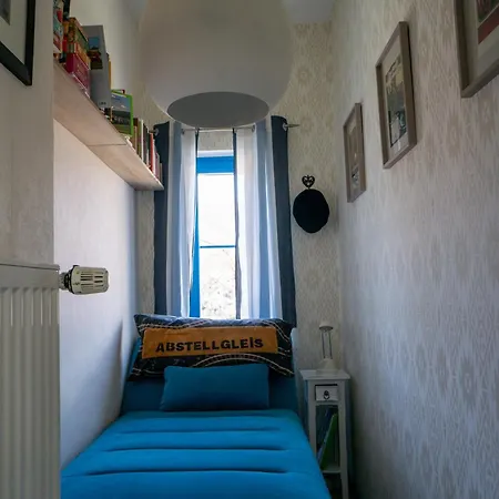 Bahnhof Apartment